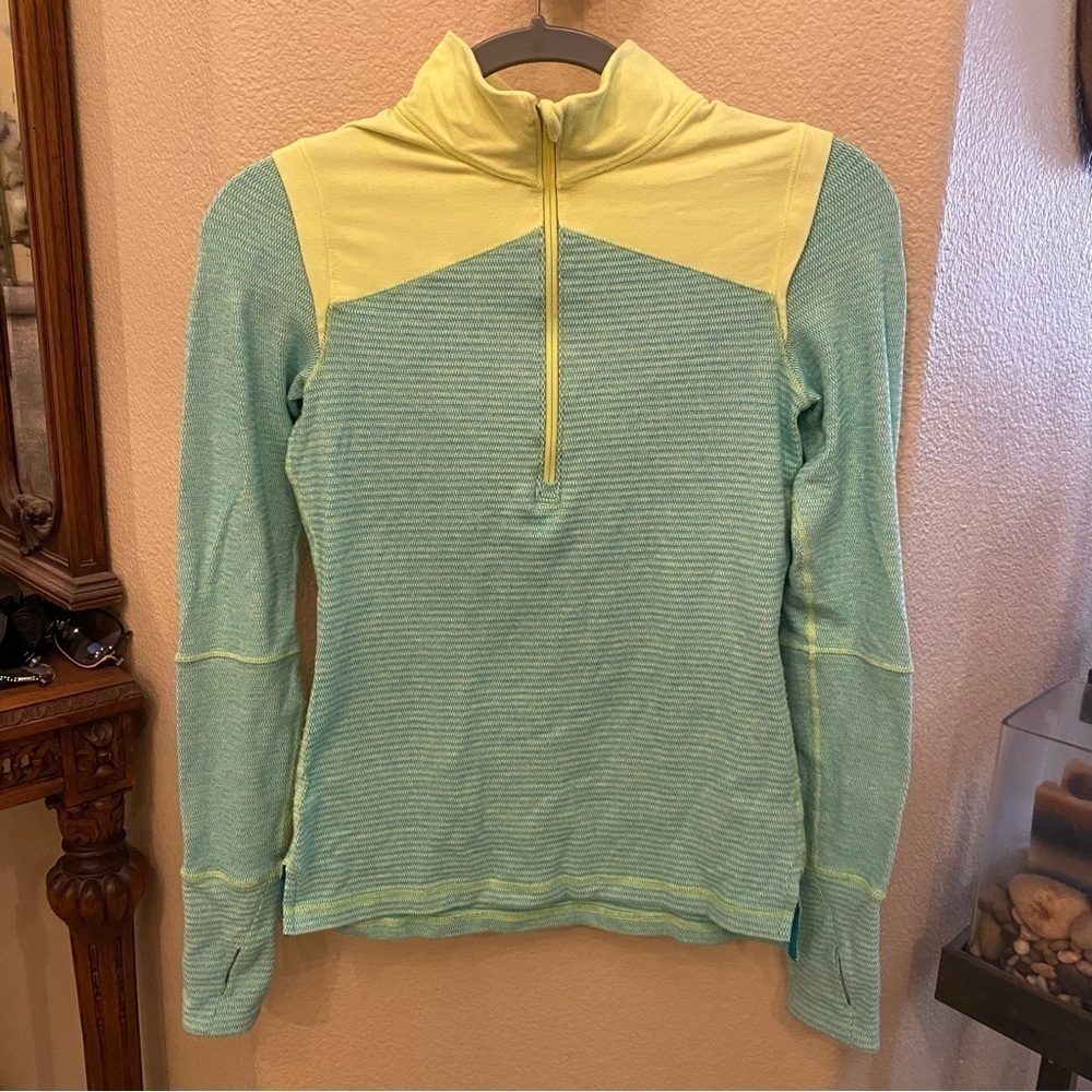 IVIVVA by Lululemon Girls Teens Neon Green Blue 1/2 Zip Long Sleeve Top Size 14